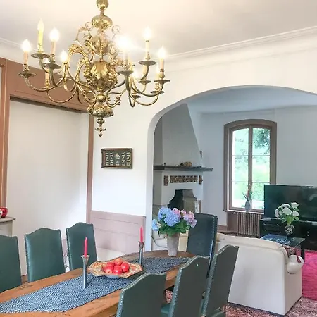 French Styled House Normandy Nyaraló *